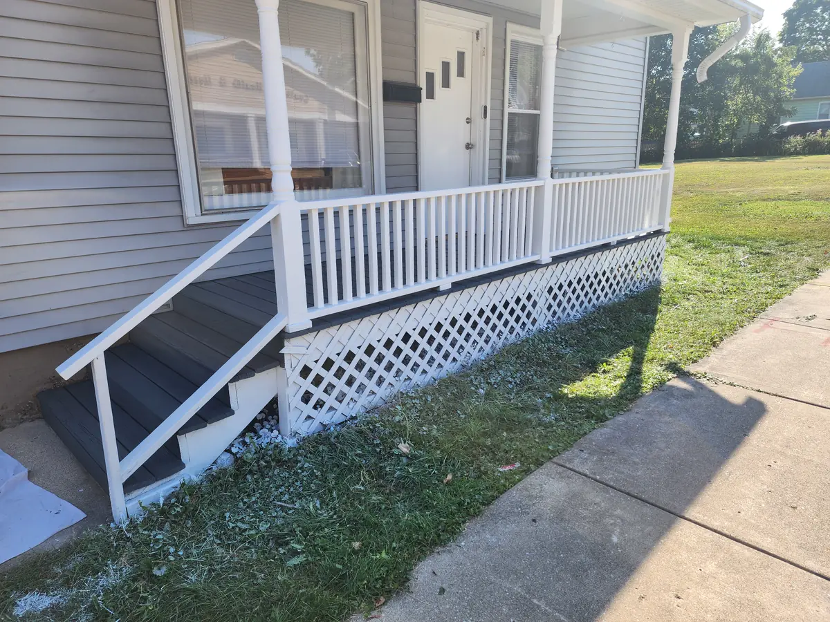 Exterior Painting Service